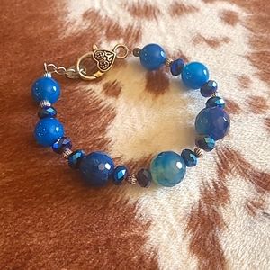 Blue Agate and Crystal Beaded Bracelet With Heart Clasp